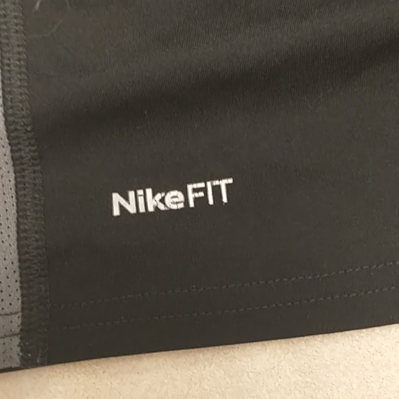 NIKEFIT dry gym athletic top grey black mens - Picture 5 of 5
